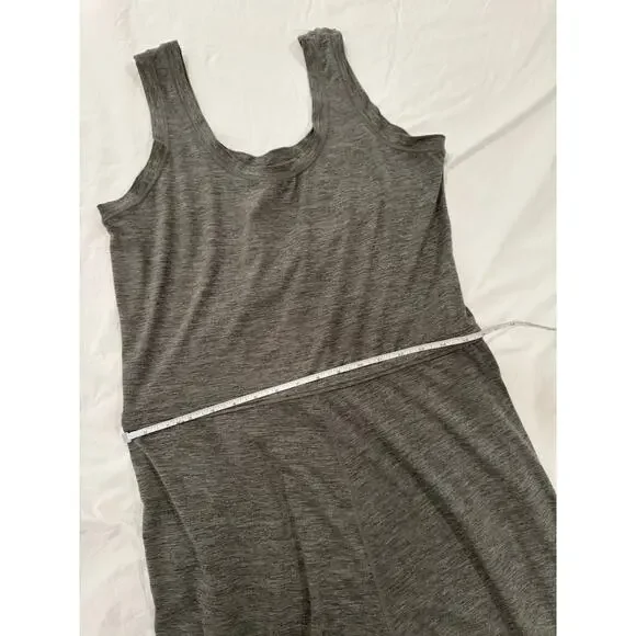 Vuori Jogger Women’s Medium Gray Romper Athleisure Yoga Travel Lounge Minimalist - Picture 10 of 16